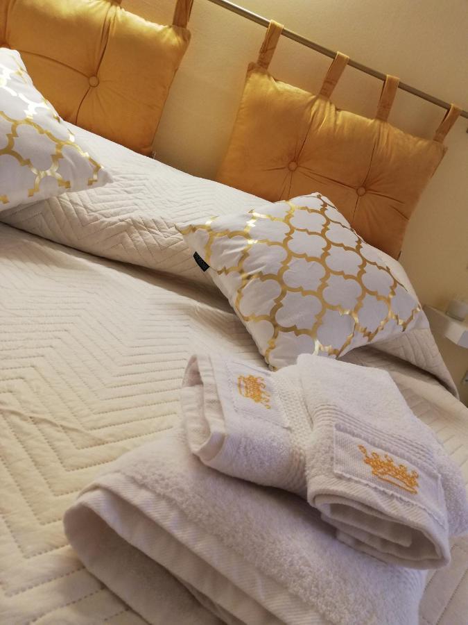 B&B Regina Del Porto 恩佩多克莱港 外观 照片