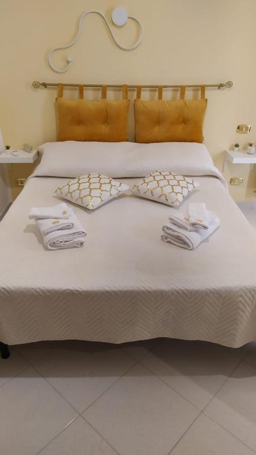 B&B Regina Del Porto 恩佩多克莱港 外观 照片