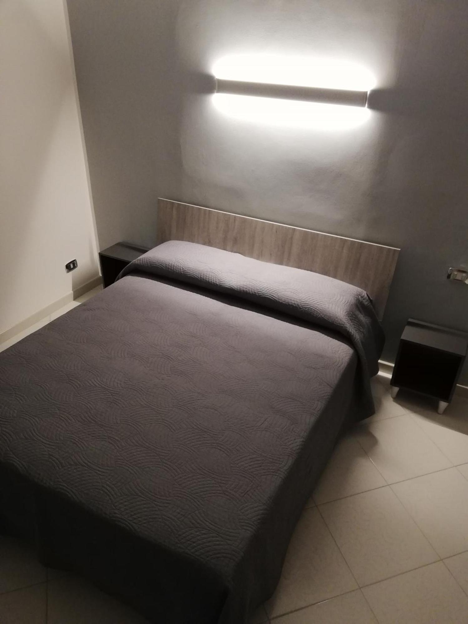 B&B Regina Del Porto 恩佩多克莱港 客房 照片